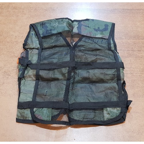 Жилет детский, woodland, новый